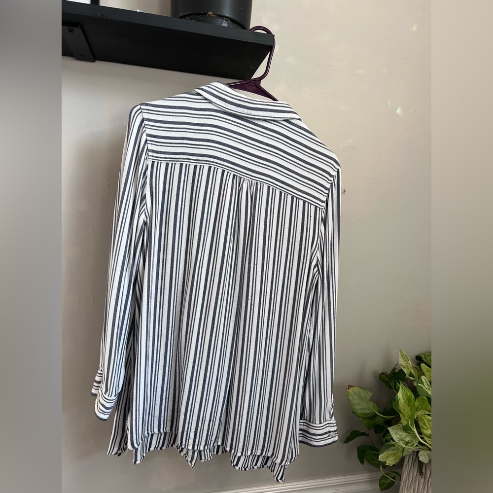 Comfy Striped Button Up Shirt - Picture 3 of 7